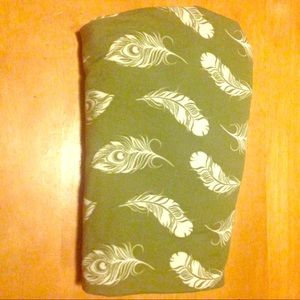 BNWOT Lularoe leggings feather print TC